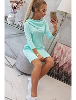 Šaty s kapucí a kapsami mint Šaty s kapucí a kapsami mint