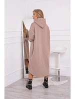 Zateplené šaty s kapucí tmavě béžové Zateplené šaty s kapucí tmavě béžové