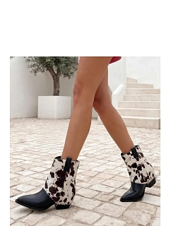 Boty na podpatku  model 232165 Solea