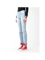Dámské džíny Wrangler Skinny Sunkissed W Jeans W28KLE86K Dámské džíny Wrangler Skinny Sunkissed W Jeans W28KLE86K