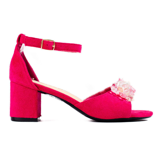 Krásné dámské růžové  sandály na širokém podpatku