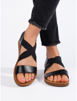 Praktické černé dámské  sandály na plochém podpatku