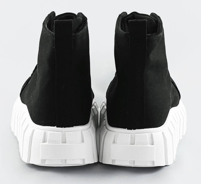 Černé šněrovací boty (XA060)