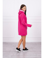 Oversize fuchsiové šaty s kapucí