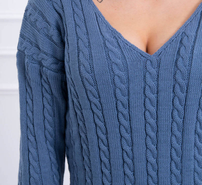 Pletený svetr s véčkovým výstřihem z džínoviny